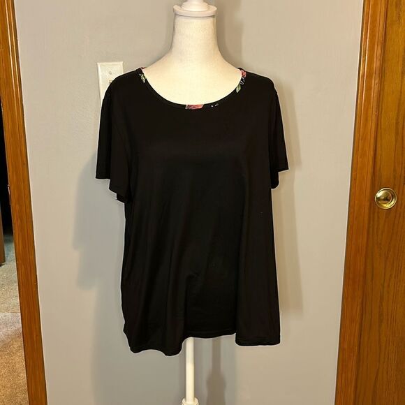 Kensie‎ tropical floral accent hem tshirt size M BIN C - Picture 1 of 8